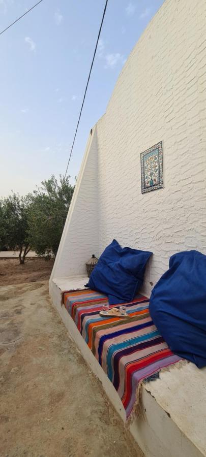 Typique Appartement Houmt Souk  Exteriör bild